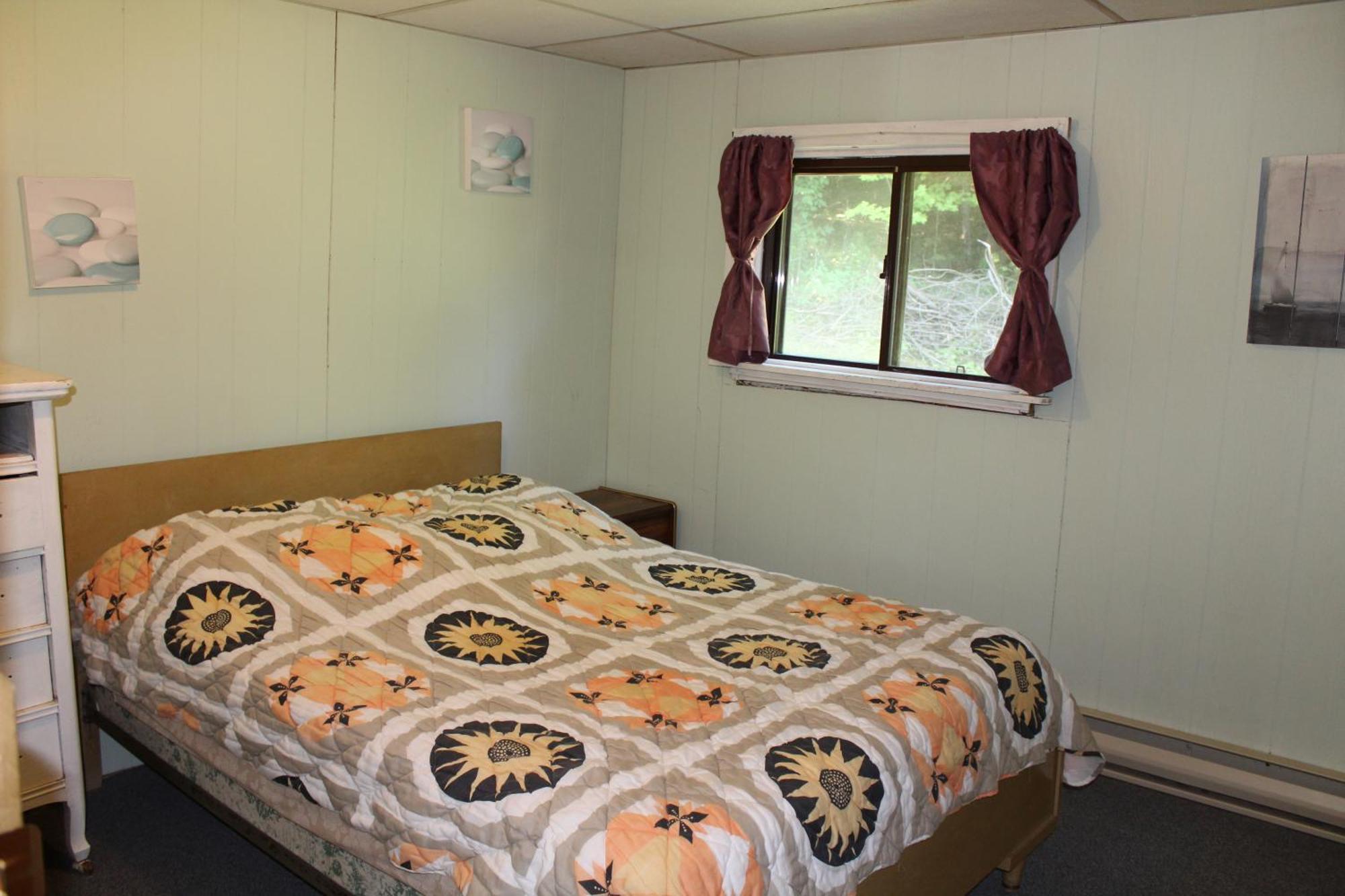 Bayshore Cottages Wiarton Room photo